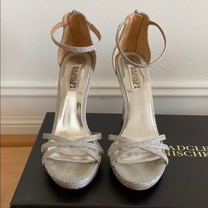 BADGLEY MISCHKA HIGH HEELS ANKLE STRAPS 7,5